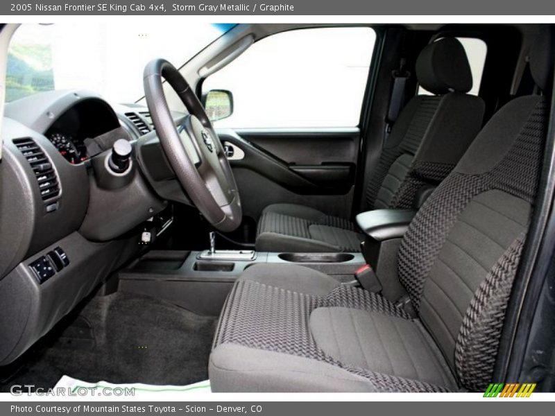 Storm Gray Metallic / Graphite 2005 Nissan Frontier SE King Cab 4x4