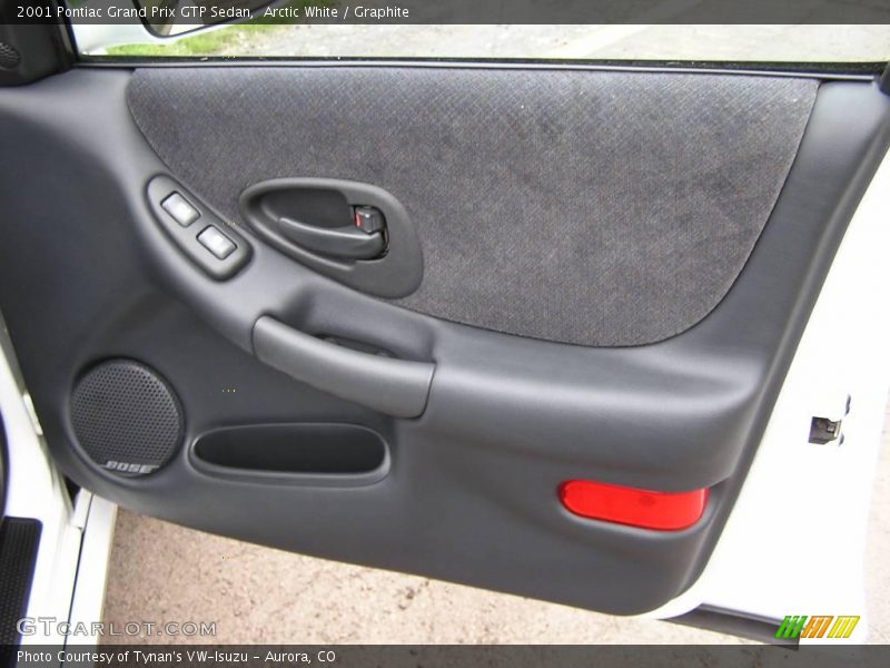Arctic White / Graphite 2001 Pontiac Grand Prix GTP Sedan