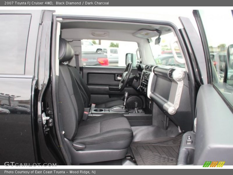 Black Diamond / Dark Charcoal 2007 Toyota FJ Cruiser 4WD