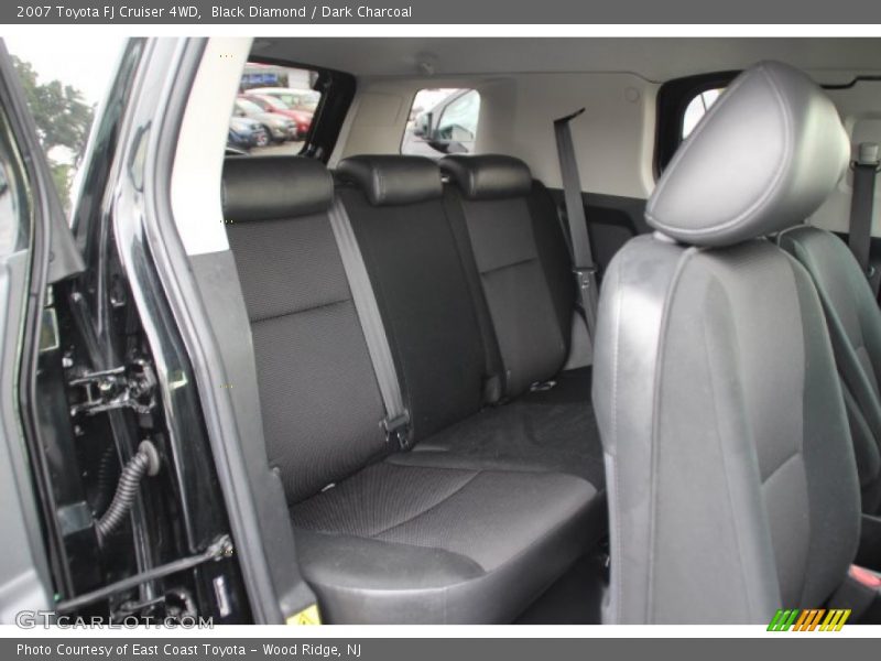 Black Diamond / Dark Charcoal 2007 Toyota FJ Cruiser 4WD
