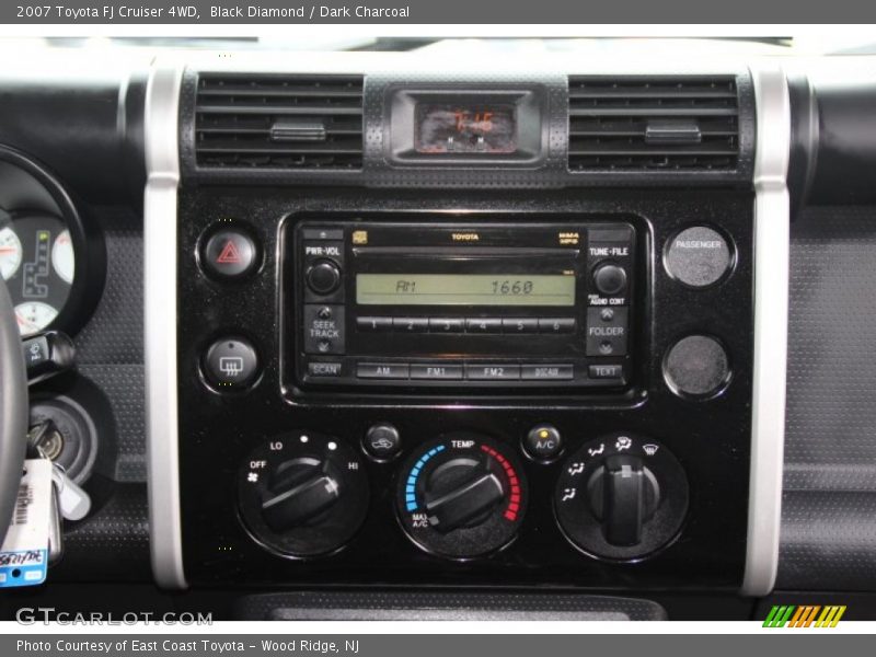 Black Diamond / Dark Charcoal 2007 Toyota FJ Cruiser 4WD