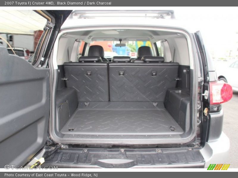 Black Diamond / Dark Charcoal 2007 Toyota FJ Cruiser 4WD