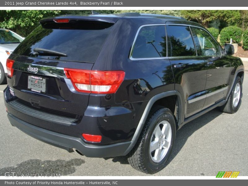 Blackberry Pearl / Black 2011 Jeep Grand Cherokee Laredo 4x4