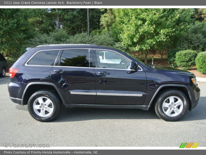 Blackberry Pearl / Black 2011 Jeep Grand Cherokee Laredo 4x4