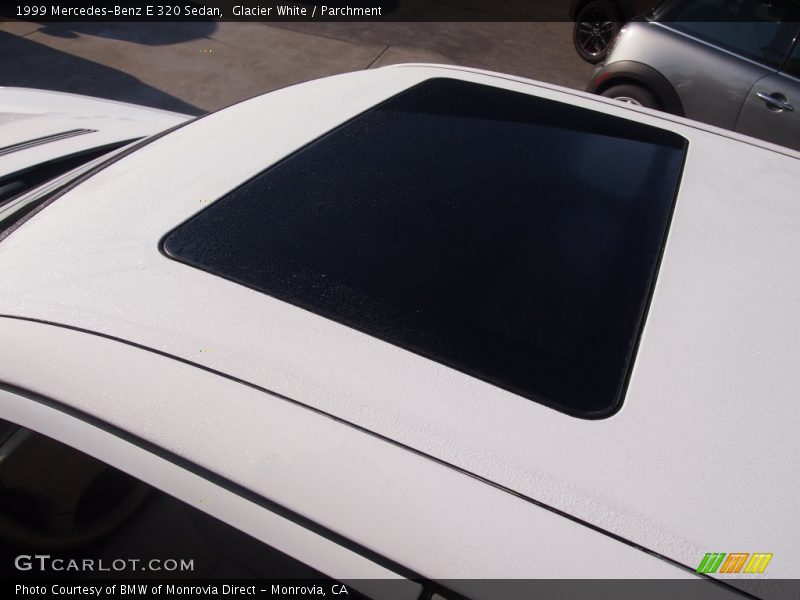 Glacier White / Parchment 1999 Mercedes-Benz E 320 Sedan
