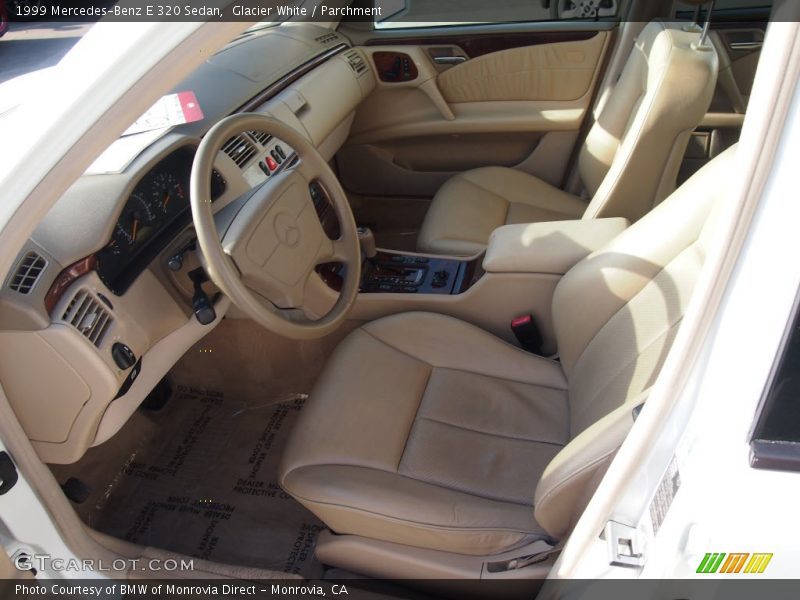 Glacier White / Parchment 1999 Mercedes-Benz E 320 Sedan