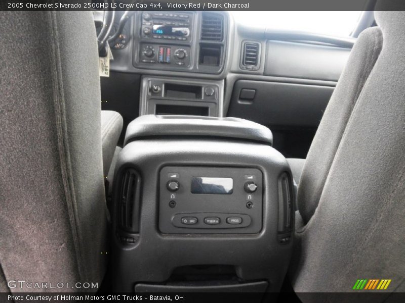 Victory Red / Dark Charcoal 2005 Chevrolet Silverado 2500HD LS Crew Cab 4x4