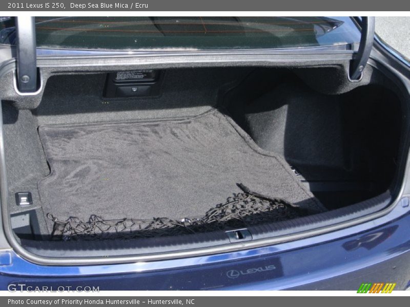 Deep Sea Blue Mica / Ecru 2011 Lexus IS 250