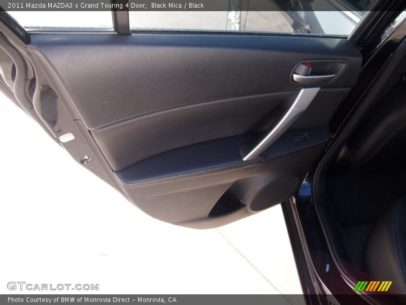 Black Mica / Black 2011 Mazda MAZDA3 s Grand Touring 4 Door