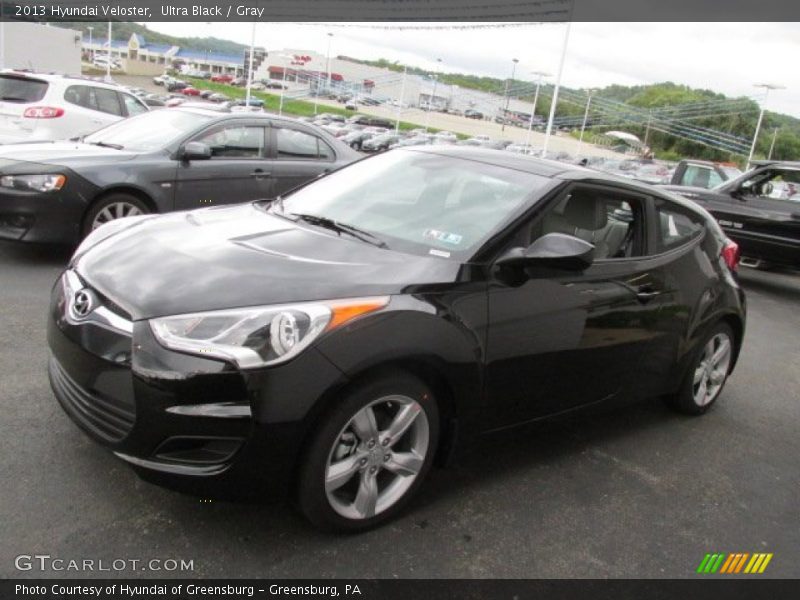 Ultra Black / Gray 2013 Hyundai Veloster