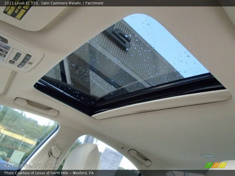 Satin Cashmere Metallic / Parchment 2011 Lexus ES 350