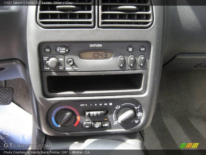 Silver / Gray 2002 Saturn S Series SL2 Sedan