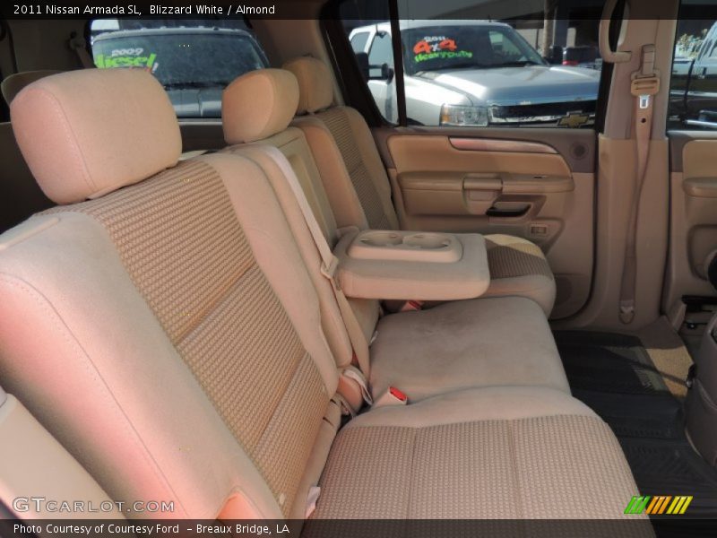 Blizzard White / Almond 2011 Nissan Armada SL