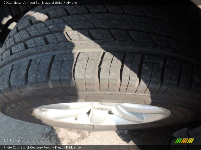 Blizzard White / Almond 2011 Nissan Armada SL