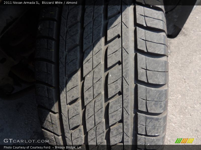 Blizzard White / Almond 2011 Nissan Armada SL