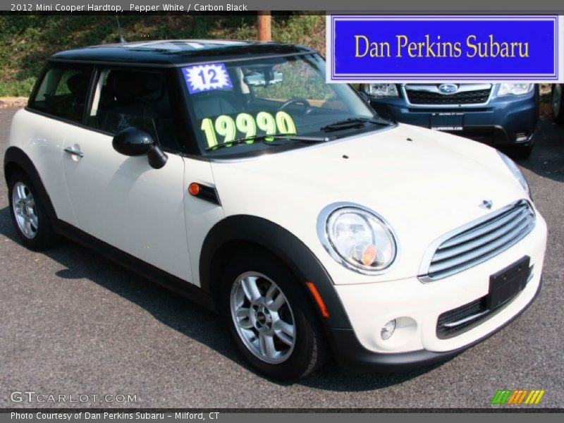 Pepper White / Carbon Black 2012 Mini Cooper Hardtop