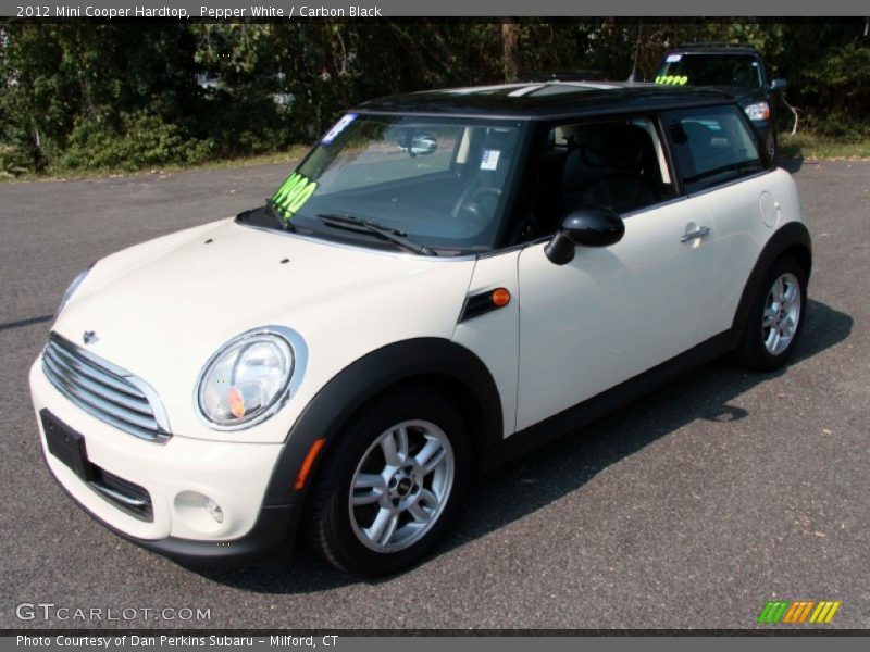 Pepper White / Carbon Black 2012 Mini Cooper Hardtop
