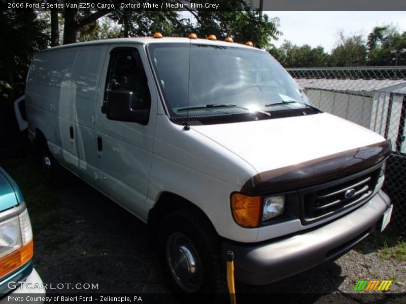Oxford White / Medium Flint Grey 2006 Ford E Series Van E250 Cargo