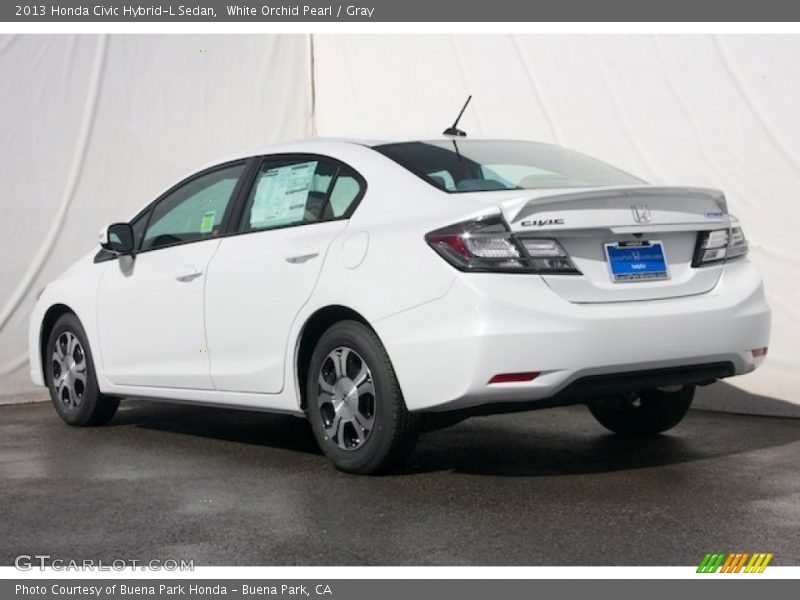 White Orchid Pearl / Gray 2013 Honda Civic Hybrid-L Sedan