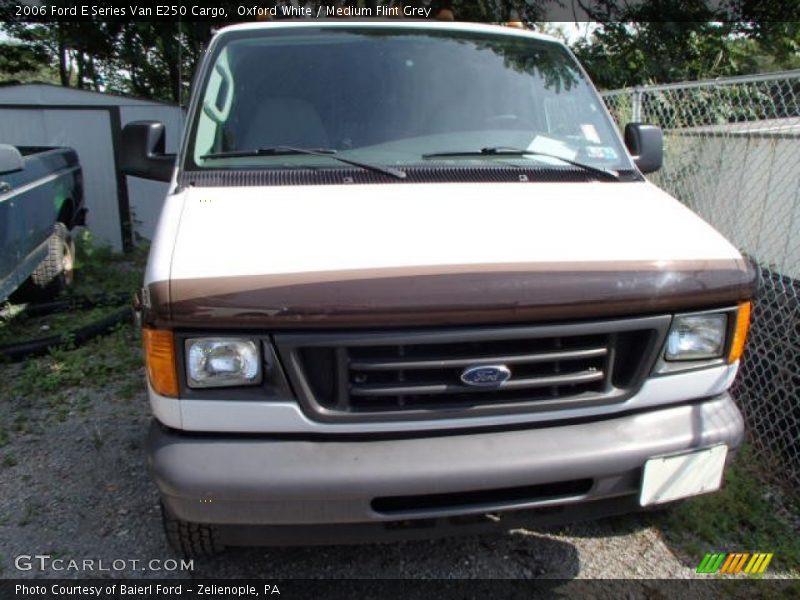 Oxford White / Medium Flint Grey 2006 Ford E Series Van E250 Cargo