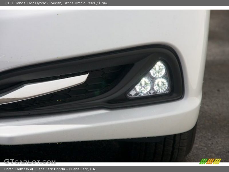 White Orchid Pearl / Gray 2013 Honda Civic Hybrid-L Sedan