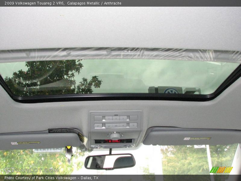 Galapagos Metallic / Anthracite 2009 Volkswagen Touareg 2 VR6