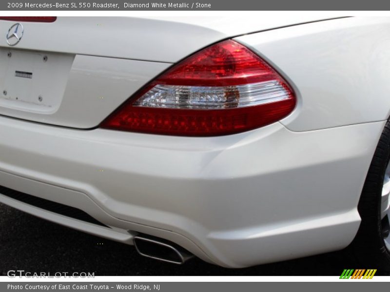 Diamond White Metallic / Stone 2009 Mercedes-Benz SL 550 Roadster
