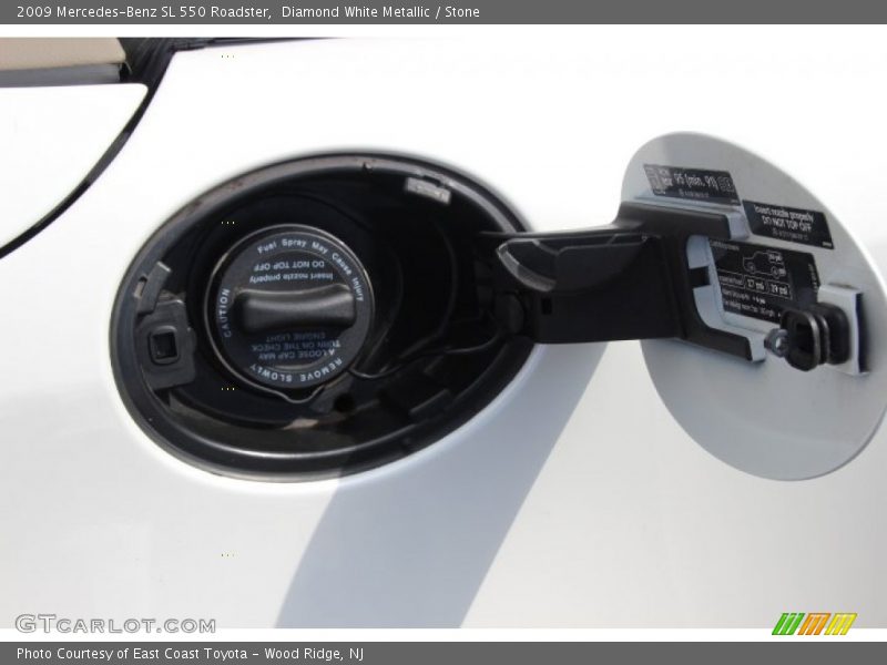Diamond White Metallic / Stone 2009 Mercedes-Benz SL 550 Roadster