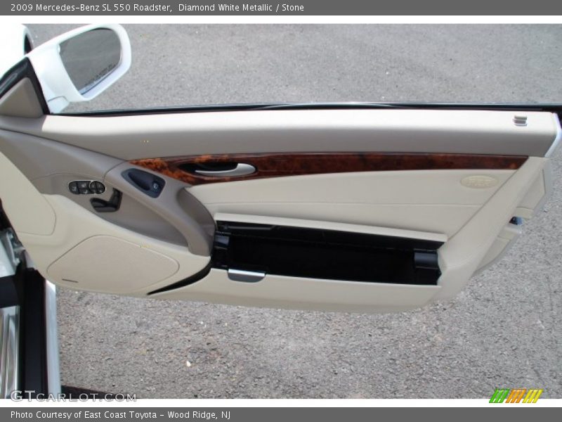 Diamond White Metallic / Stone 2009 Mercedes-Benz SL 550 Roadster