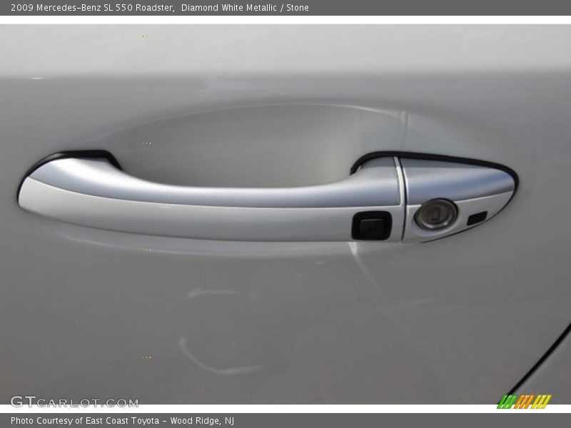Diamond White Metallic / Stone 2009 Mercedes-Benz SL 550 Roadster