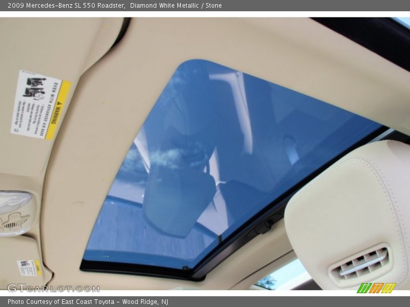 Diamond White Metallic / Stone 2009 Mercedes-Benz SL 550 Roadster