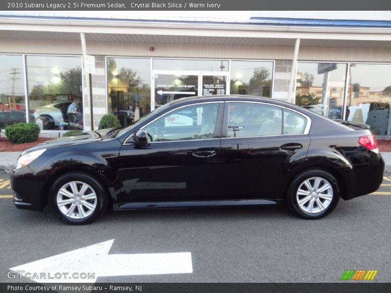 Crystal Black Silica / Warm Ivory 2010 Subaru Legacy 2.5i Premium Sedan