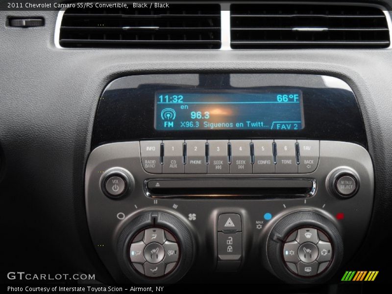 Controls of 2011 Camaro SS/RS Convertible