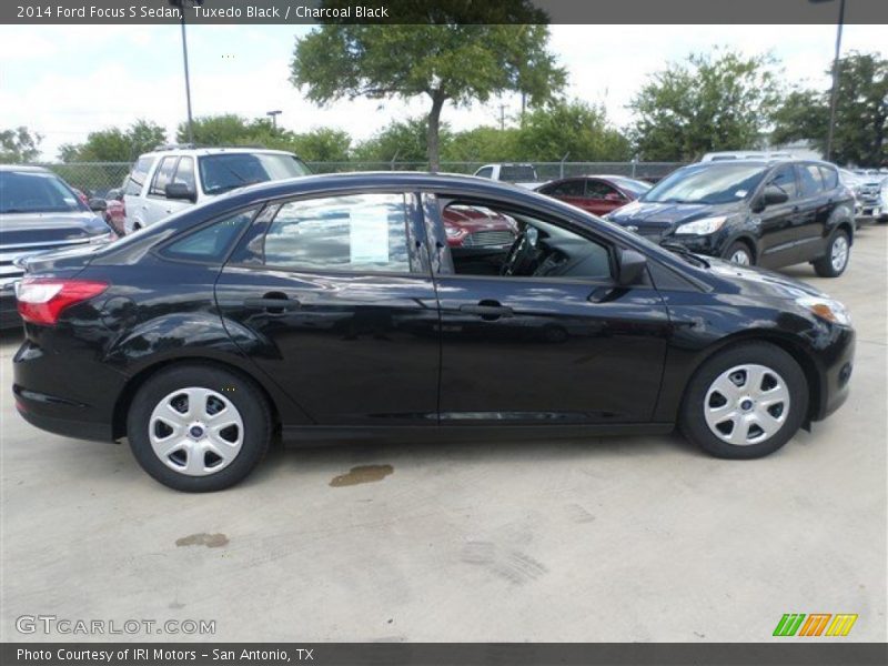 Tuxedo Black / Charcoal Black 2014 Ford Focus S Sedan