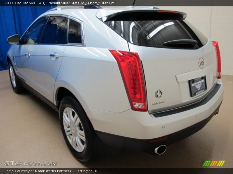 Radiant Silver Metallic / Ebony/Titanium 2011 Cadillac SRX FWD