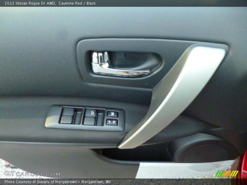 Cayenne Red / Black 2013 Nissan Rogue SV AWD