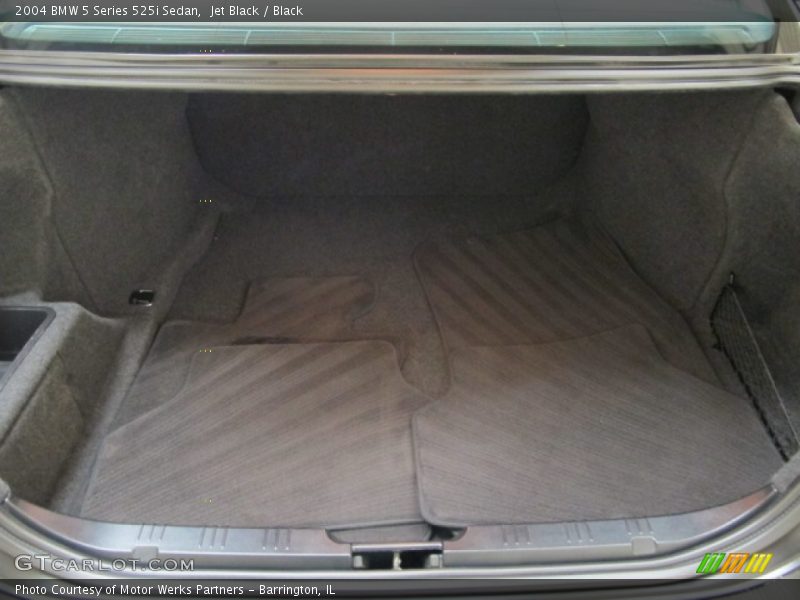 Jet Black / Black 2004 BMW 5 Series 525i Sedan