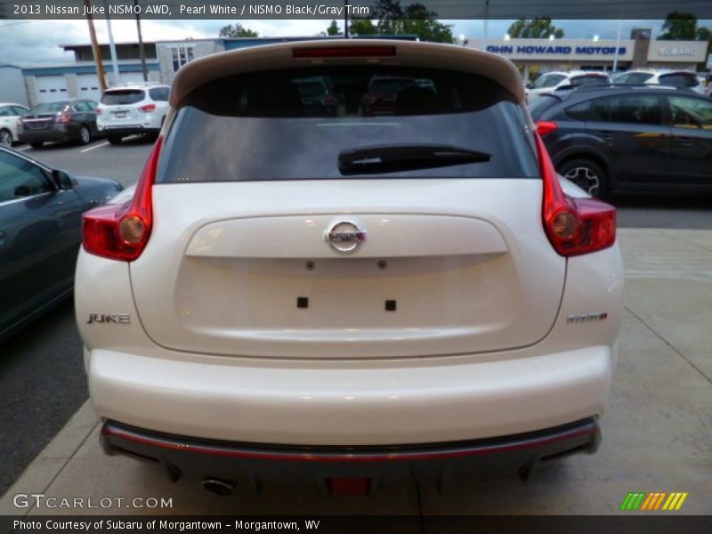 Pearl White / NISMO Black/Gray Trim 2013 Nissan Juke NISMO AWD