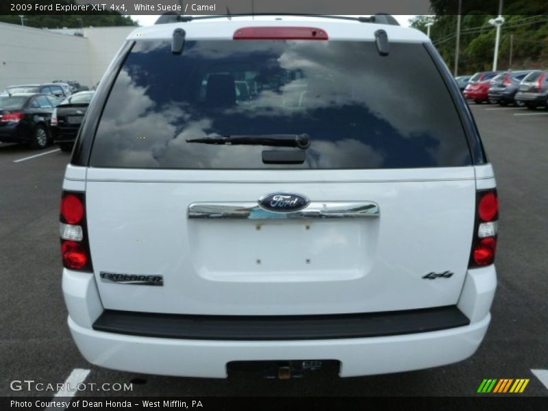 White Suede / Camel 2009 Ford Explorer XLT 4x4