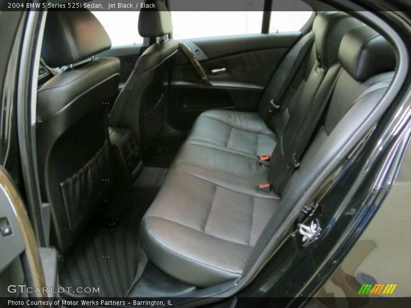 Jet Black / Black 2004 BMW 5 Series 525i Sedan