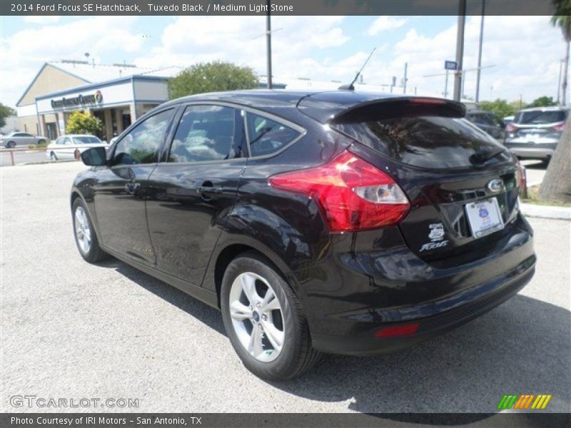 Tuxedo Black / Medium Light Stone 2014 Ford Focus SE Hatchback