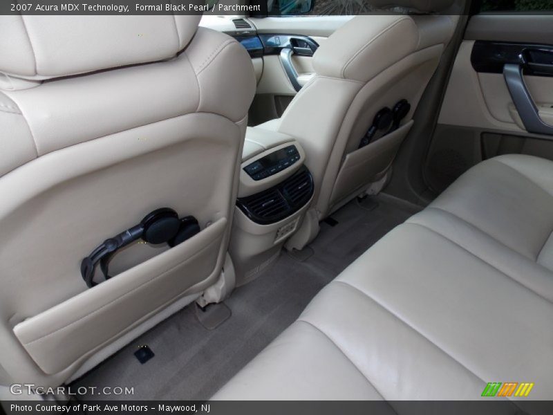 Formal Black Pearl / Parchment 2007 Acura MDX Technology