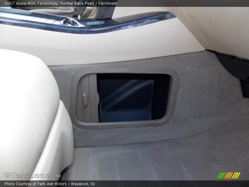 Formal Black Pearl / Parchment 2007 Acura MDX Technology
