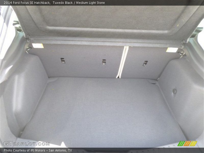 Tuxedo Black / Medium Light Stone 2014 Ford Focus SE Hatchback