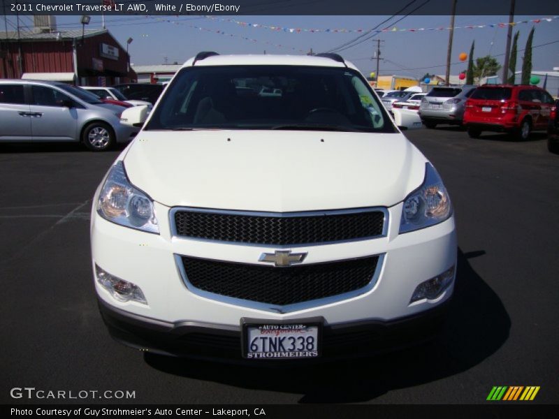 White / Ebony/Ebony 2011 Chevrolet Traverse LT AWD