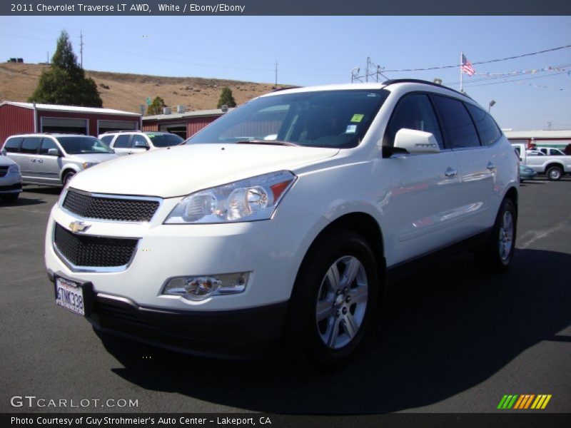 White / Ebony/Ebony 2011 Chevrolet Traverse LT AWD