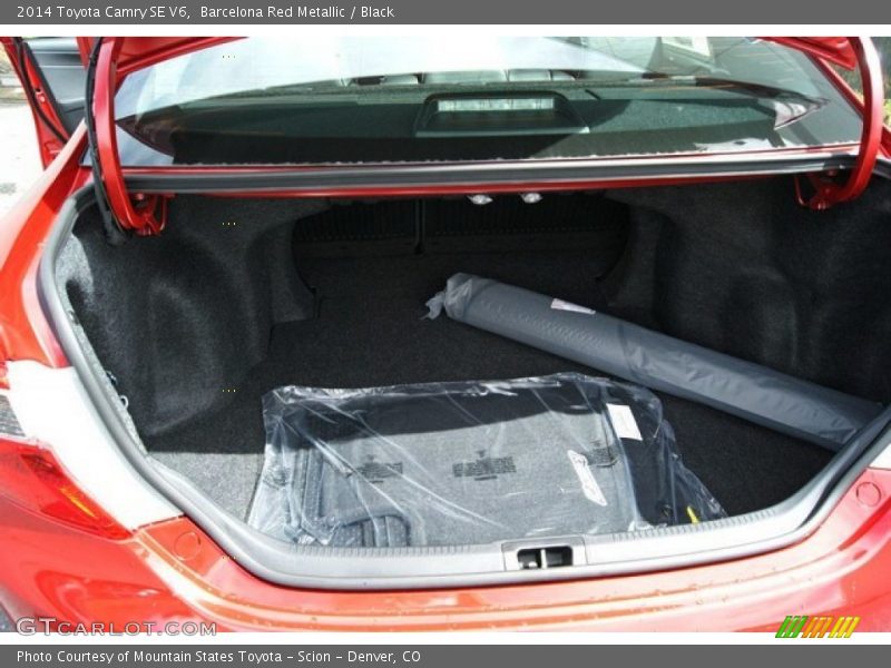 Barcelona Red Metallic / Black 2014 Toyota Camry SE V6
