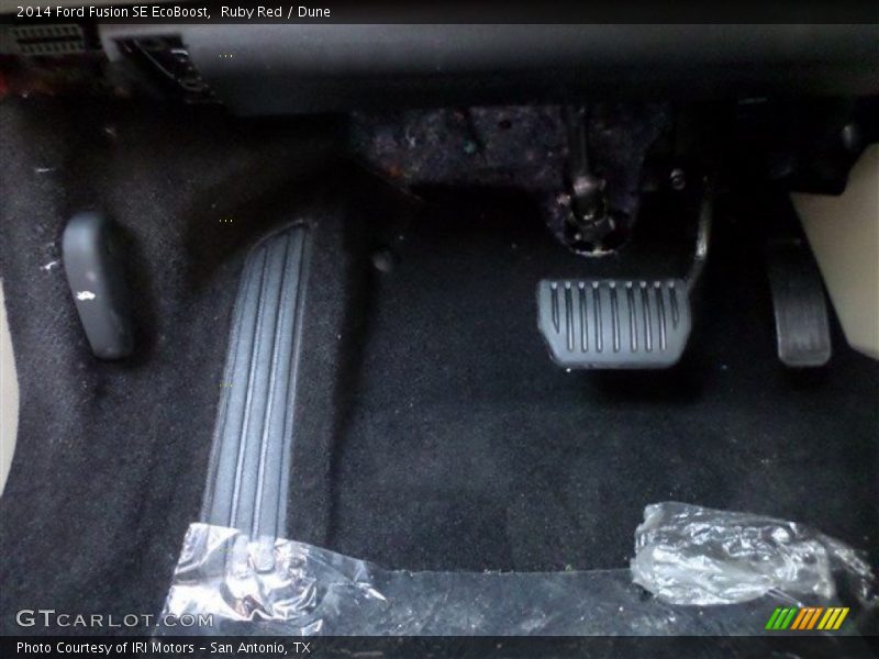 Ruby Red / Dune 2014 Ford Fusion SE EcoBoost