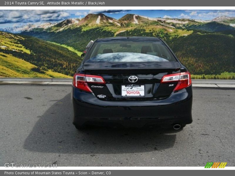 Attitude Black Metallic / Black/Ash 2014 Toyota Camry SE