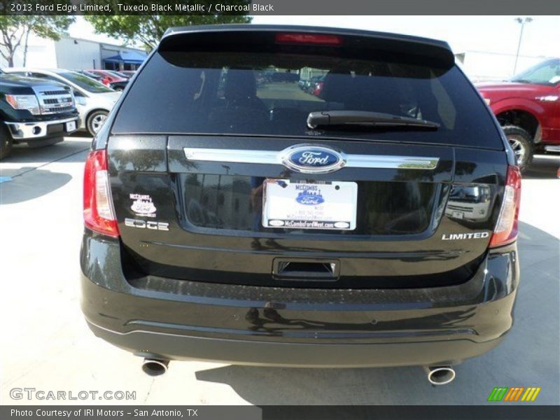 Tuxedo Black Metallic / Charcoal Black 2013 Ford Edge Limited